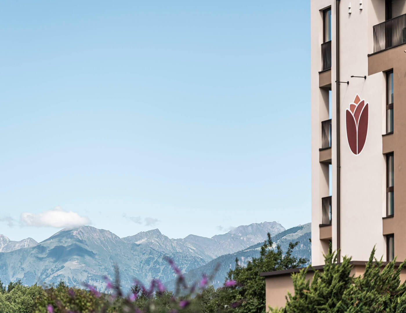 General - Hotel Olympia