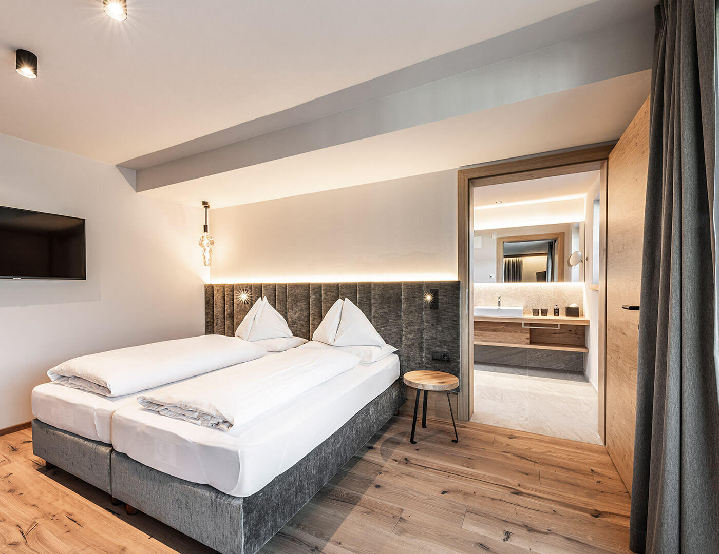 Junior Suite Mountain